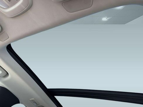 Certified 2025 Volvo XC90 B6 Plus AWD/4WD image 15