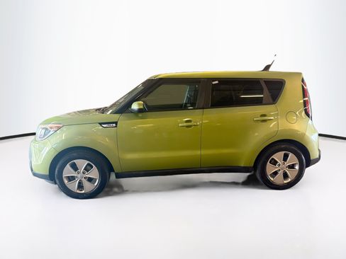 Used 2016 Kia Soul FWD image 4