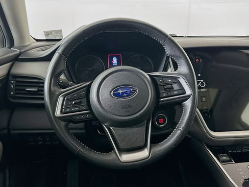 Used 2025 Subaru Outback Premium image 18