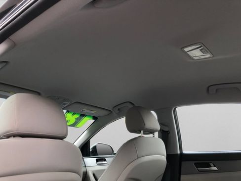 Used 2018 Hyundai Sonata SE FWD image 13
