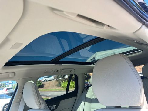 New 2026 Volvo V60 B5 Cross Country Plus w/ Protection Package Premier image 26