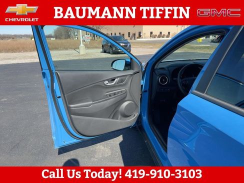 Used 2022 Hyundai Kona SEL w/ Convenience Package image 5