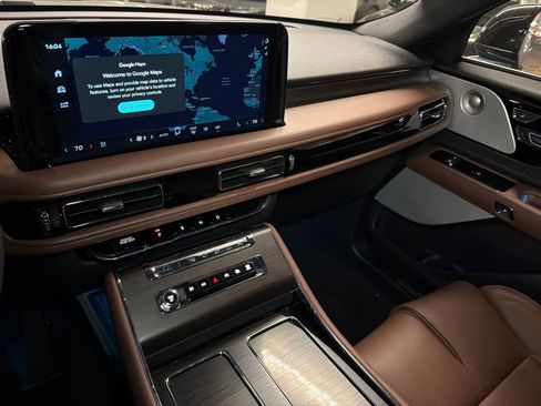 New 2026 Lincoln Aviator Reserve AWD/4WD image 26