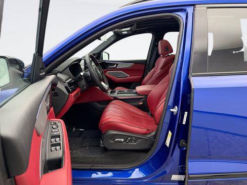 Used 2025 Acura MDX A-Spec image 10