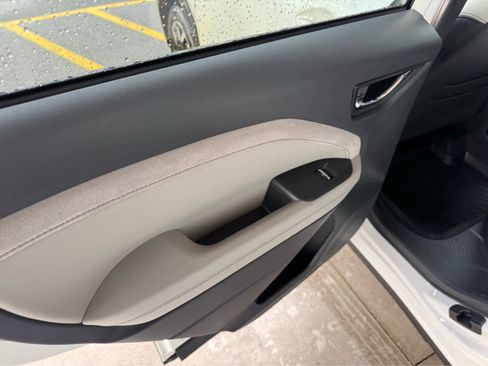 Used 2025 Subaru Forester Limited image 25