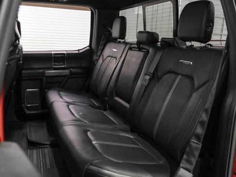Used 2015 Ford F150 Platinum w/ Equipment Group 701A Luxury AWD/4WD image 43