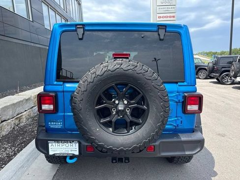 Used 2024 Jeep Wrangler Unlimited AWD/4WD image 4