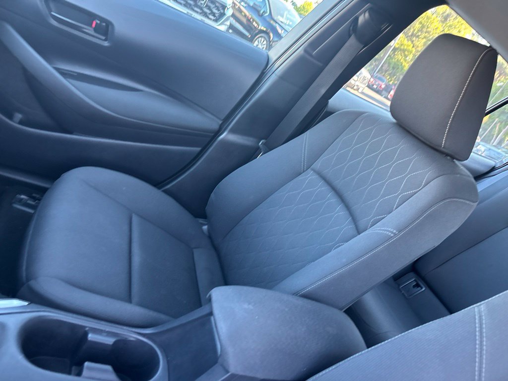 Used 2025 Toyota Corolla LE FWD image 16