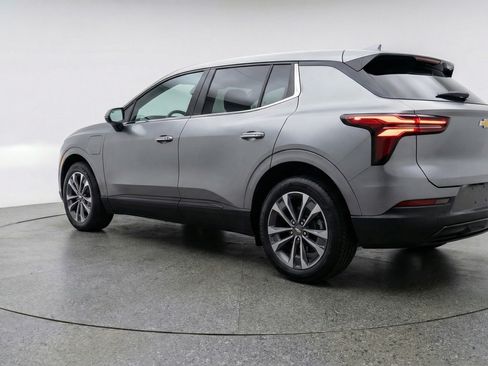 Used 2025 Chevrolet Equinox LT image 6