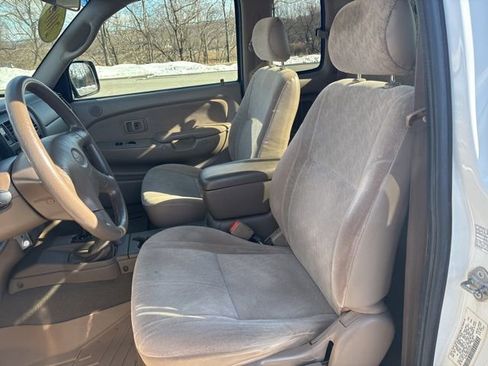 Used 2004 Toyota Tacoma 4x4 Xtracab V6 image 33