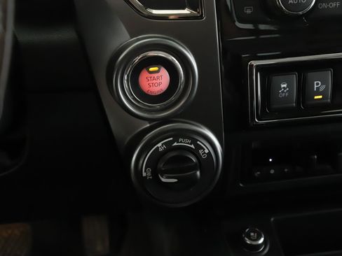Used 2017 Nissan Titan Platinum Reserve AWD/4WD image 16