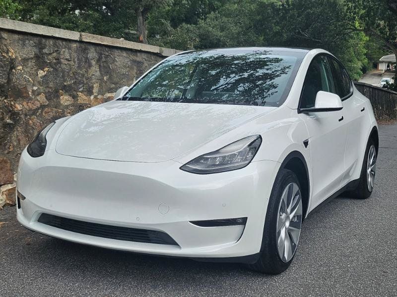 Used 2021 Tesla Model Y Long Range AWD/4WD image 14