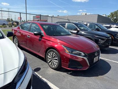 Used 2024 Nissan Altima 2.5 SV