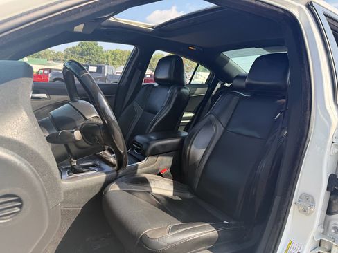 Used 2019 Dodge Charger SXT w/ Leather Interior Group RWD image 19