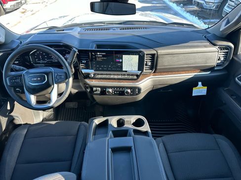 New 2025 GMC Sierra 1500 SLE w/ Preferred Package image 29
