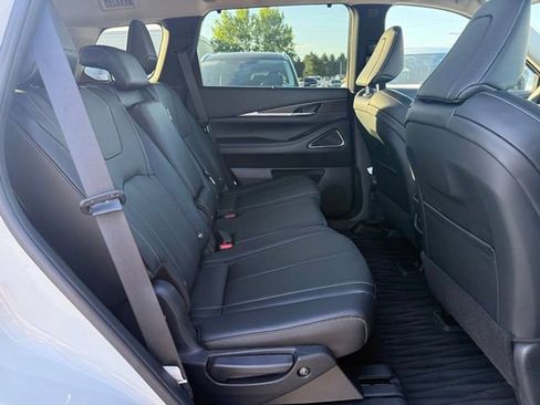 Certified 2024 INFINITI QX60 Sensory w/ Cargo Package AWD/4WD image 25