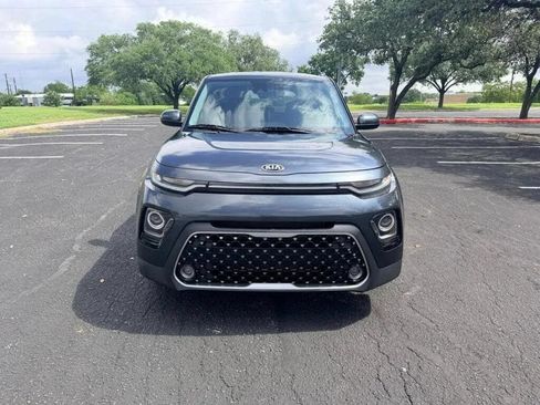 Used 2020 Kia Soul EX FWD image 2