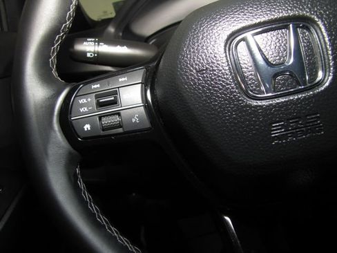 Certified 2024 Honda Civic Sport image 5