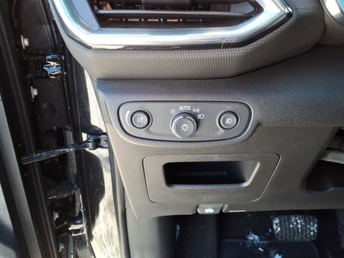 Used 2023 Chevrolet TrailBlazer LT image 12