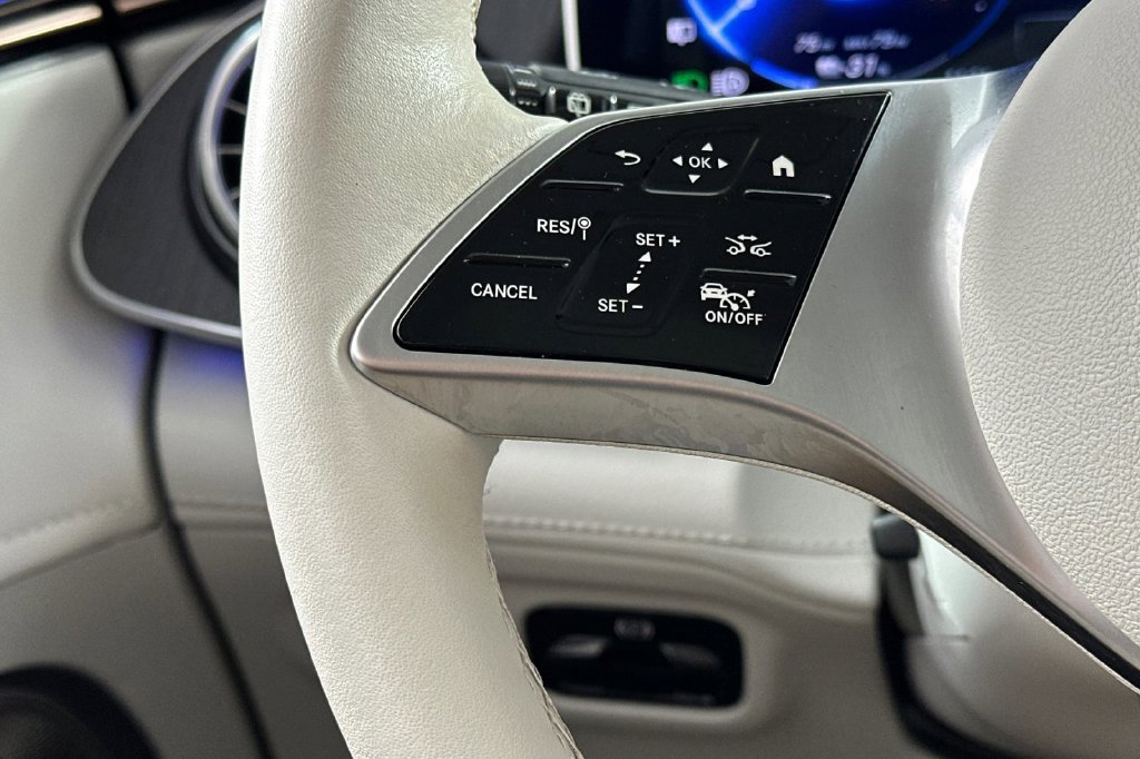 Certified 2023 Mercedes-Benz EQE 350+ 4MATIC SUV image 33