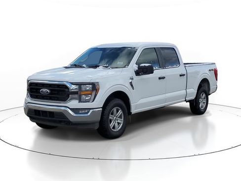 Used 2023 Ford F150 XLT w/ Trailer Tow Package AWD/4WD image 2