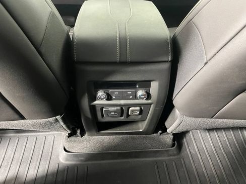 Used 2023 Chevrolet Traverse Premier w/ Redline Edition AWD/4WD image 41