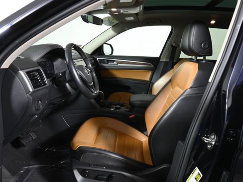 Used 2019 Volkswagen Atlas SEL Premium AWD/4WD image 3