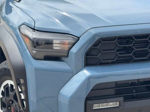 New 2026 Toyota 4Runner TRD Off-Road Premium AWD/4WD image 3