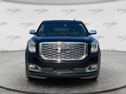 Used 2019 GMC Yukon XL Denali w/ Denali Ultimate Package AWD/4WD image 2