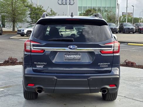 Used 2023 Subaru Ascent Touring AWD/4WD image 3