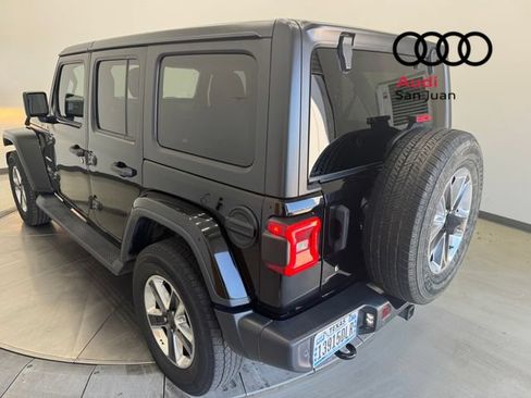 Used 2019 Jeep Wrangler Unlimited Sahara AWD/4WD image 26