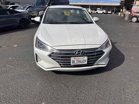 Used 2019 Hyundai Elantra SE w/ Cargo Package image 8