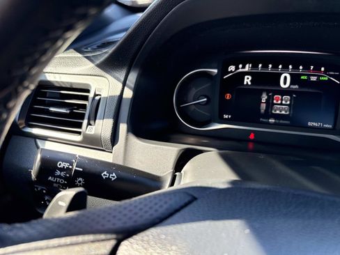 Used 2023 Honda Passport EX-L image 34