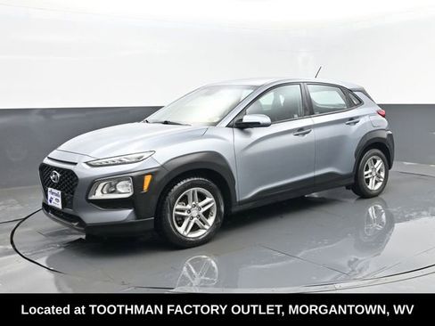 Used 2021 Hyundai Kona SE image 1