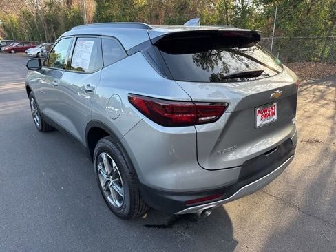 Used 2024 Chevrolet Blazer LT w/ Convenience Package image 2