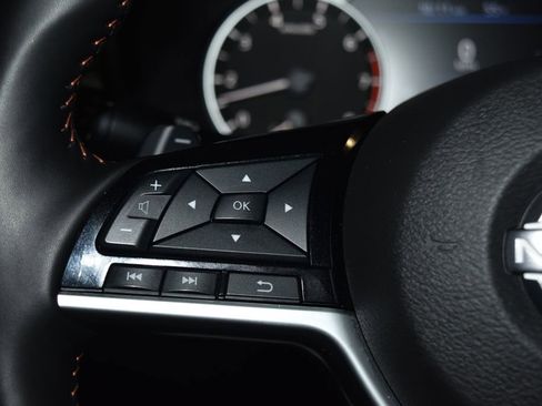 Certified 2025 Nissan Altima 2.5 SR image 7