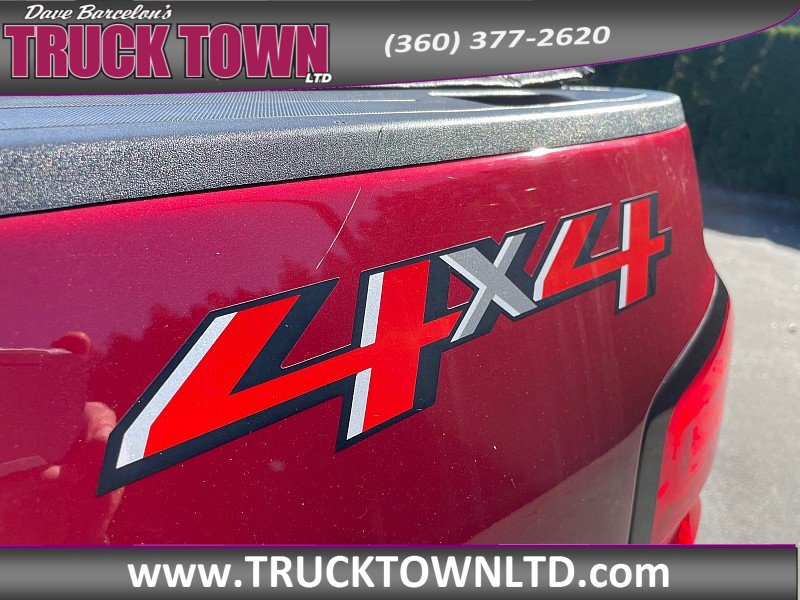 Used 2018 Chevrolet Silverado 2500 High Country w/ Duramax Plus Package AWD/4WD image 38