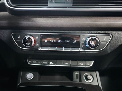 Used 2023 Audi Q5 2.0T Premium w/ Convenience Package AWD/4WD image 20