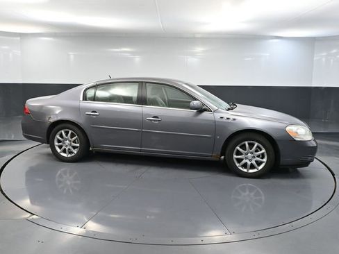 Used 2007 Buick Lucerne CXL w/ Luxury Package image 3