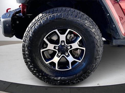 Certified 2021 Jeep Wrangler Unlimited Rubicon image 33