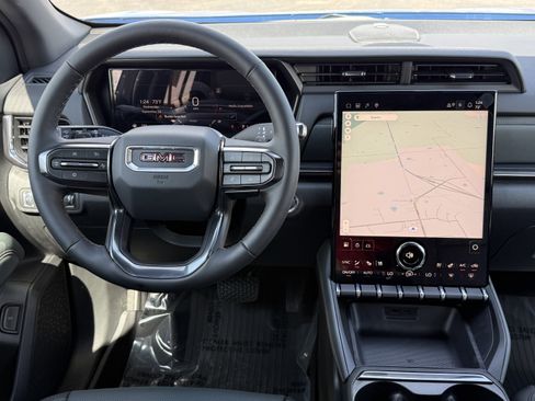 New 2026 GMC Terrain AT4 w/ Convenience Package III AWD/4WD image 19