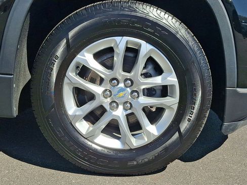 Certified 2021 Chevrolet Traverse LT image 27