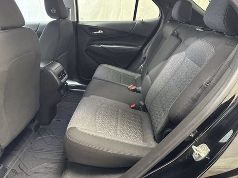 Used 2022 Chevrolet Equinox LT FWD image 12