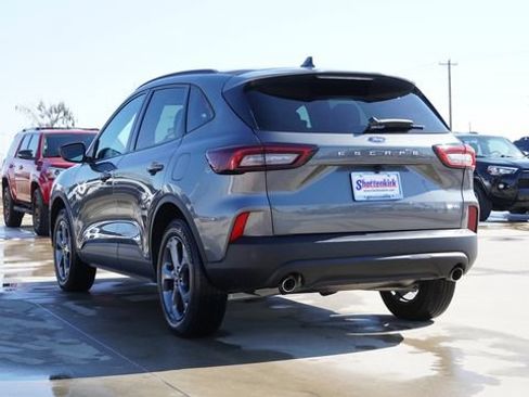 Used 2025 Ford Escape ST-Line AWD/4WD image 7