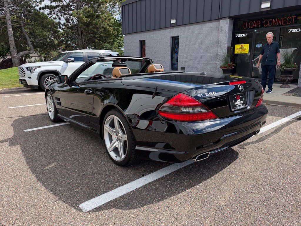Used 2012 Mercedes-Benz SL 550 image 15