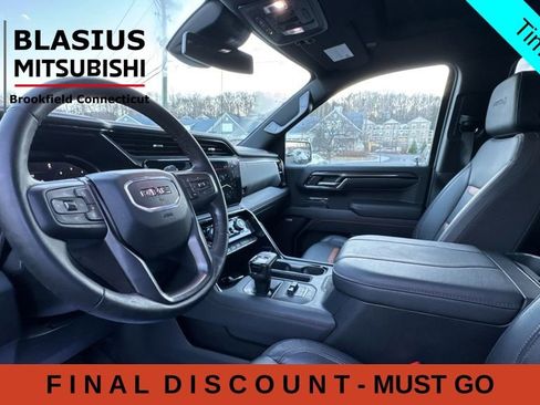 Used 2024 GMC Sierra 1500 AT4 w/ AT4 Preferred Package AWD/4WD image 11