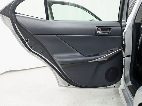 Used 2015 Lexus IS 250 AWD w/ Navigation System Package image 32