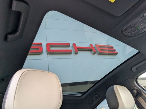 New 2026 Porsche Cayenne image 27