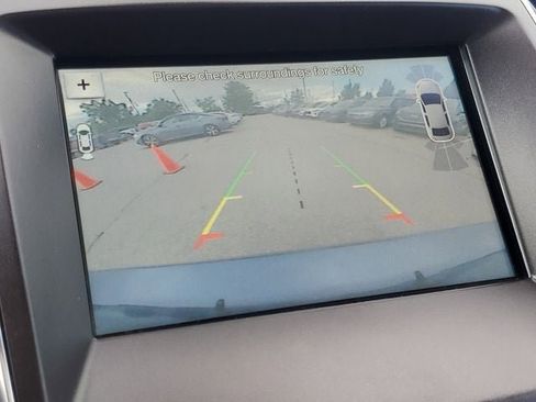 Used 2018 Ford Edge Titanium w/ Equipment Group 302A AWD/4WD image 18