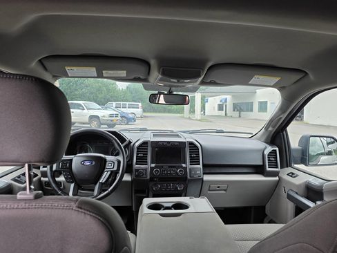 Used 2018 Ford F150 XLT w/ Equipment Group 302A Luxury AWD/4WD image 39